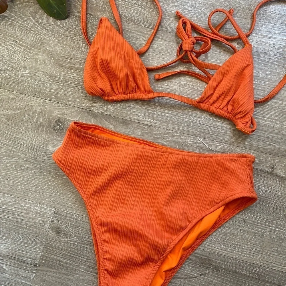 Frankie’s Bikini Orange Textured Ribbed Bikini size S